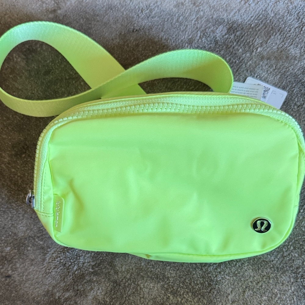 Everywhere belt bag
